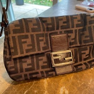Authentic EUC Fendi Zucca baguette